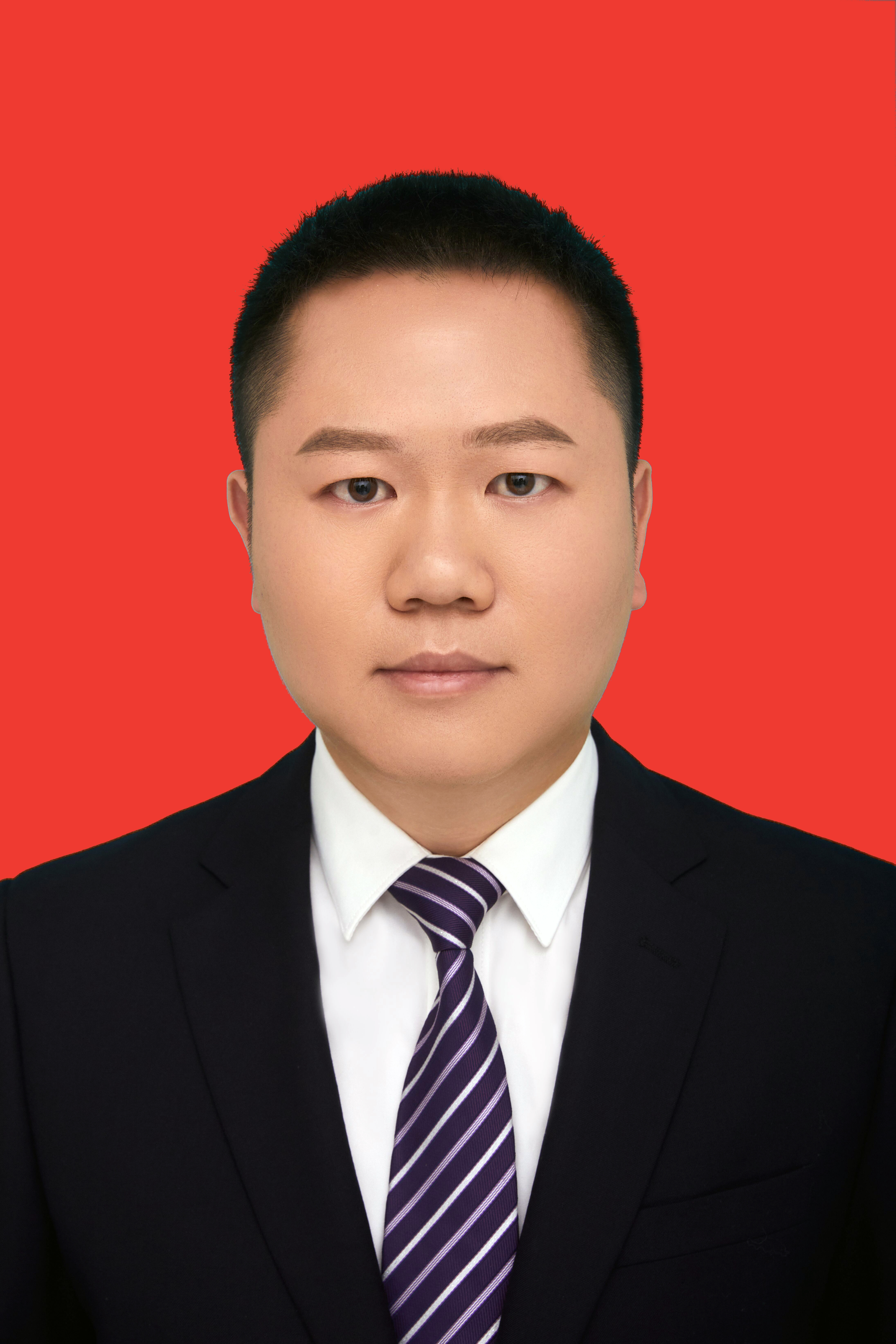  渠县人民政府党组成员、副县长胡传胜